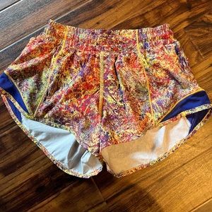 Lululemon Hotty Hot shorts, size 2 Regular, 2.5” inseam shorts, Seawheeze